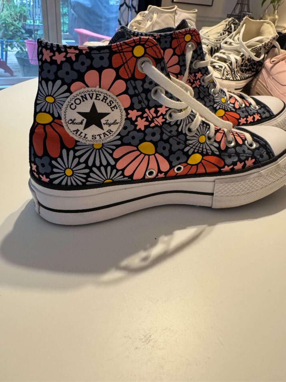Rare Converse Chuck Taylor Platform Floral Daisy High Tops Retro Mod Sneakers W9